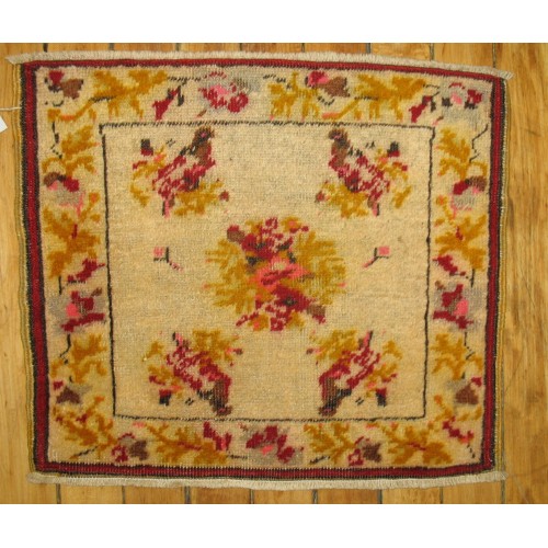 Turkish Small Floral Rug No. 29281