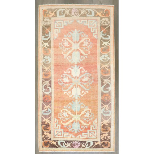 Vintage Tibetan Rug No. 30561