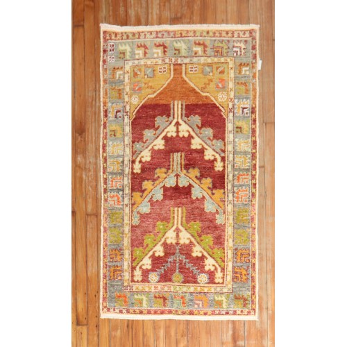 Colorful Turkish Prayer Rug No. 31652