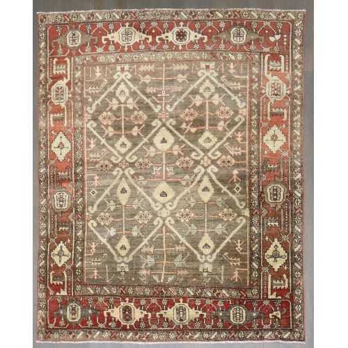 Antique Heriz Masculine Rug No. 9116