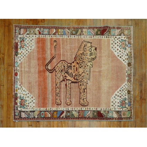 Quirky Lion Persian Shiraz Rug No. j1879