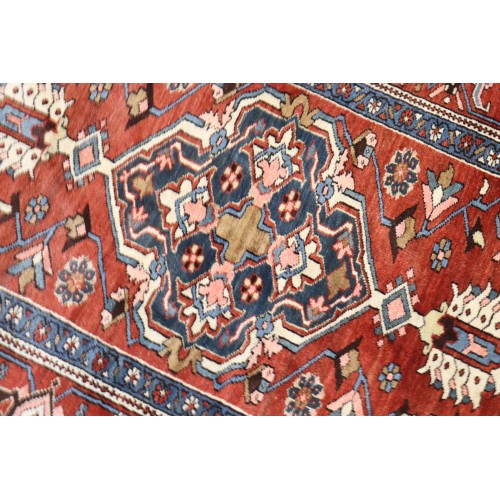 Antique Persian Serapi No. j2256