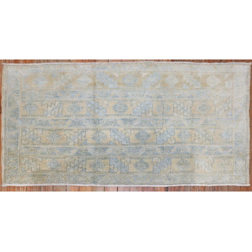 Pale Persian Throw Rug No. j3158