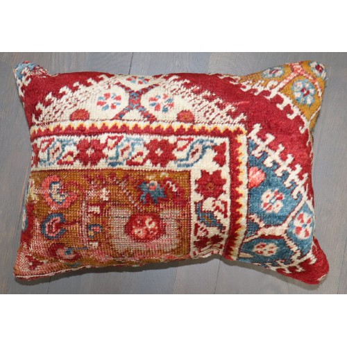 Red Small Turkish Rug Border Pillow No. p5094